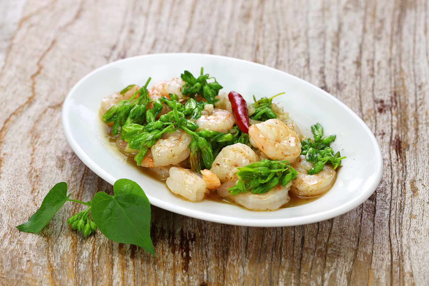 Shrimp stir-fry