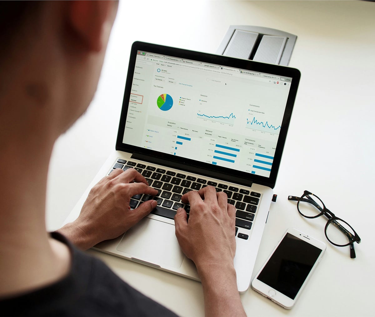 SEO reports on a laptop